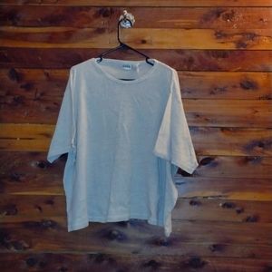 Women's plus size 2x shirt